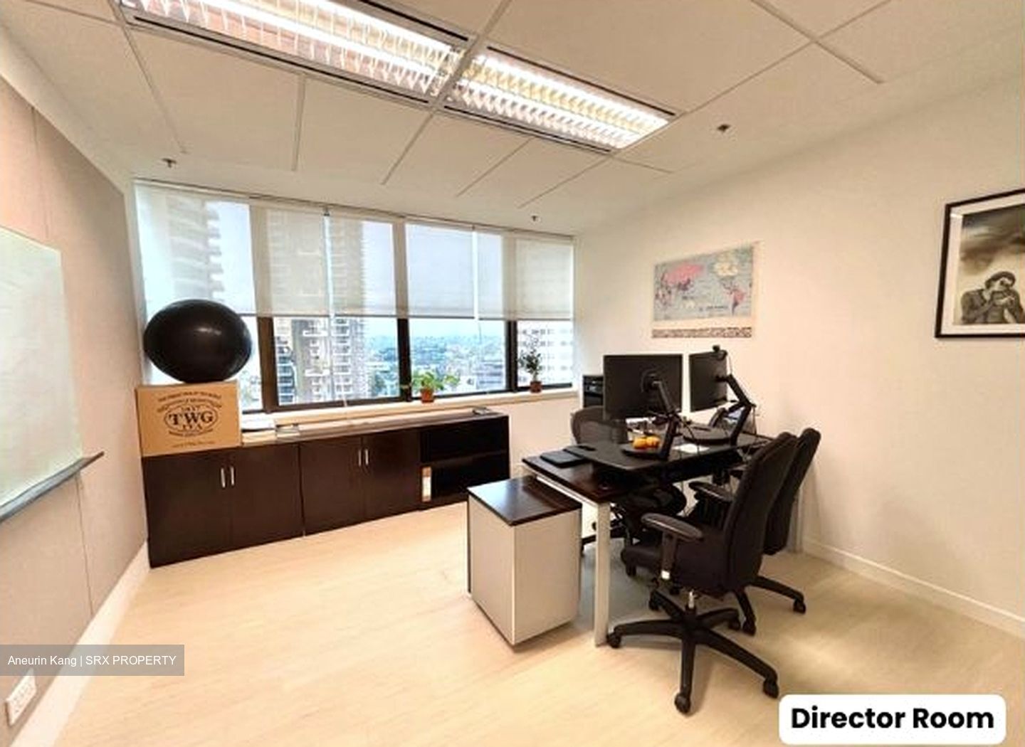 United Square (D11), Office #578629091
